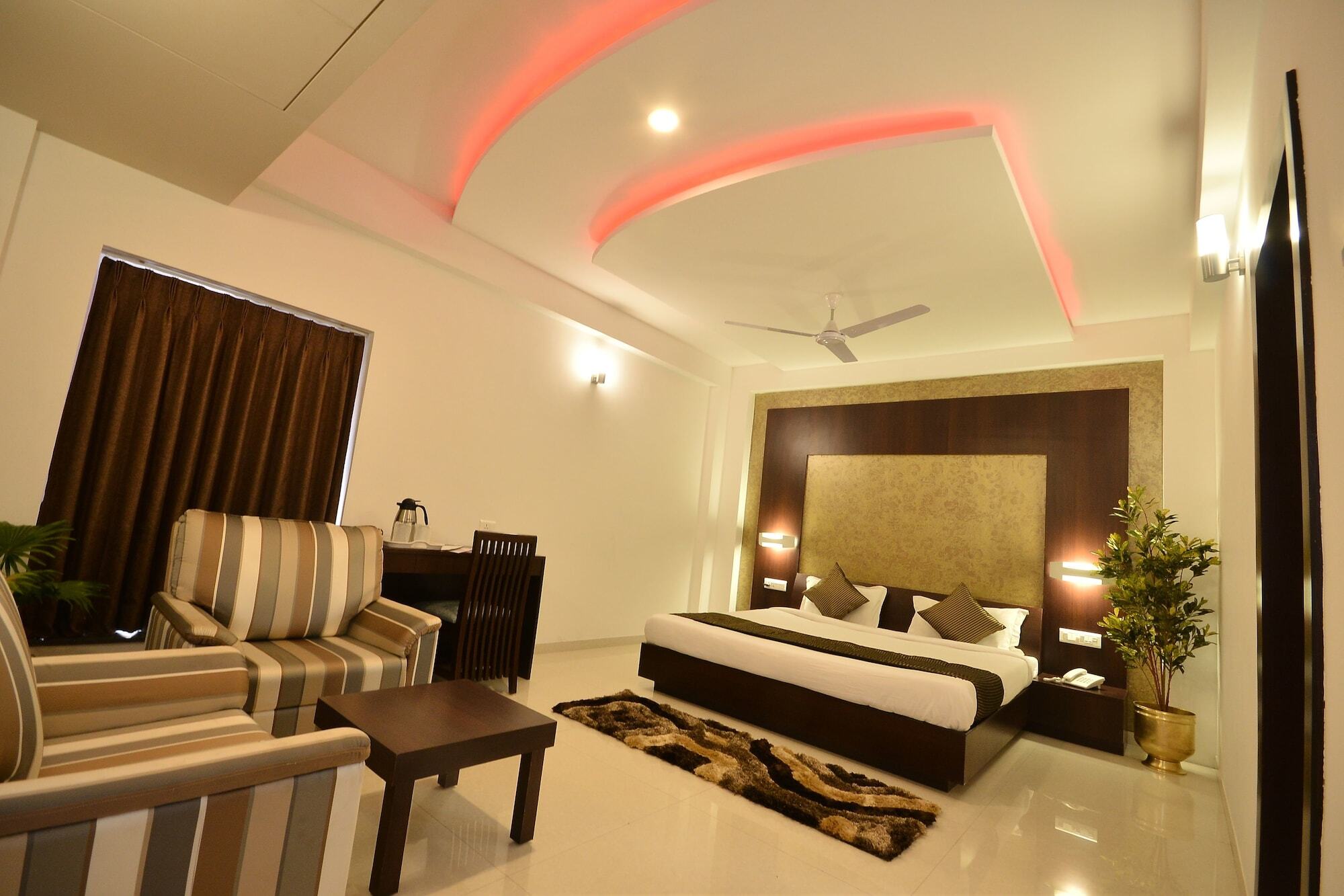 Hotel The Sentosa Rajkot Exterior photo